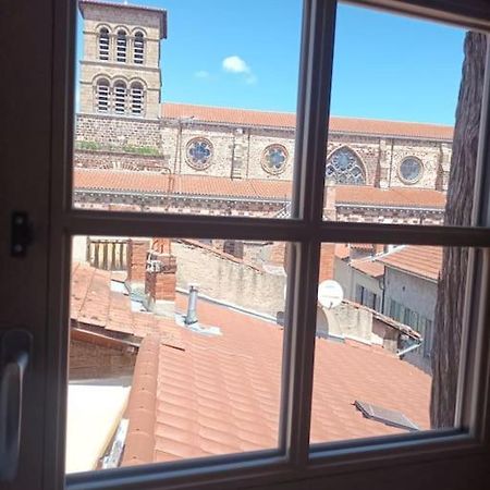 Chez David - Vacances Sous Les Toits Бриуд Экстерьер фото
